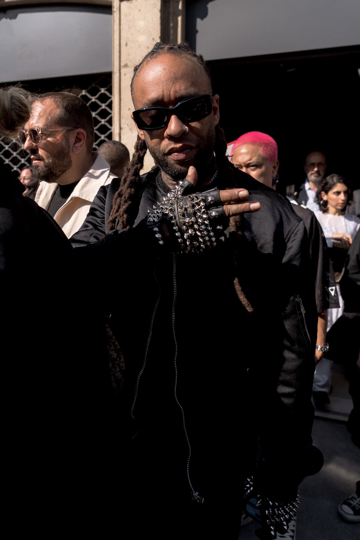PFW 2024 — photography at Paris Fashion Week, 2024 (frame 1)