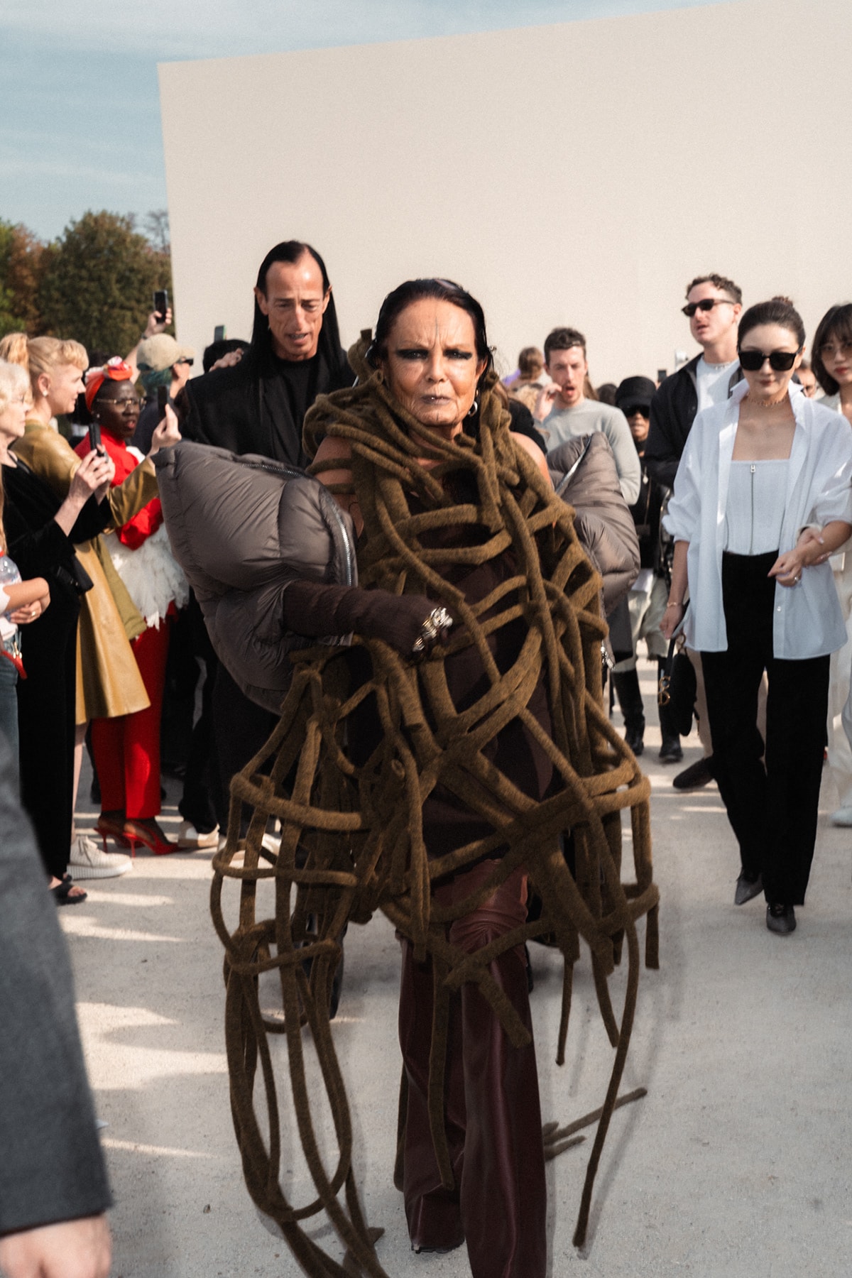 PFW 2025 — Paris Fashion Week 2025. Editorial and fashion photography from the runway and beyond.