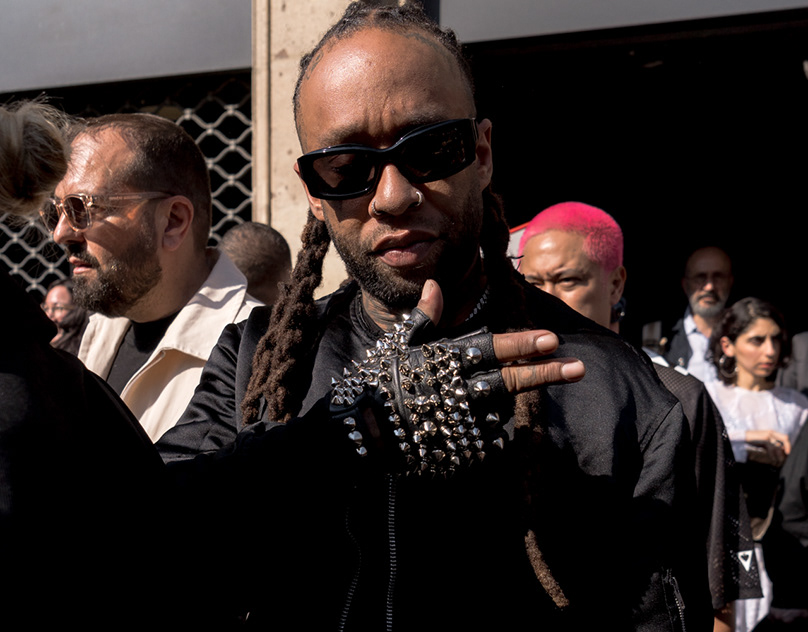 PFW 2024 — Paris Fashion Week. Editorial and fashion photography from the runway and backstage.